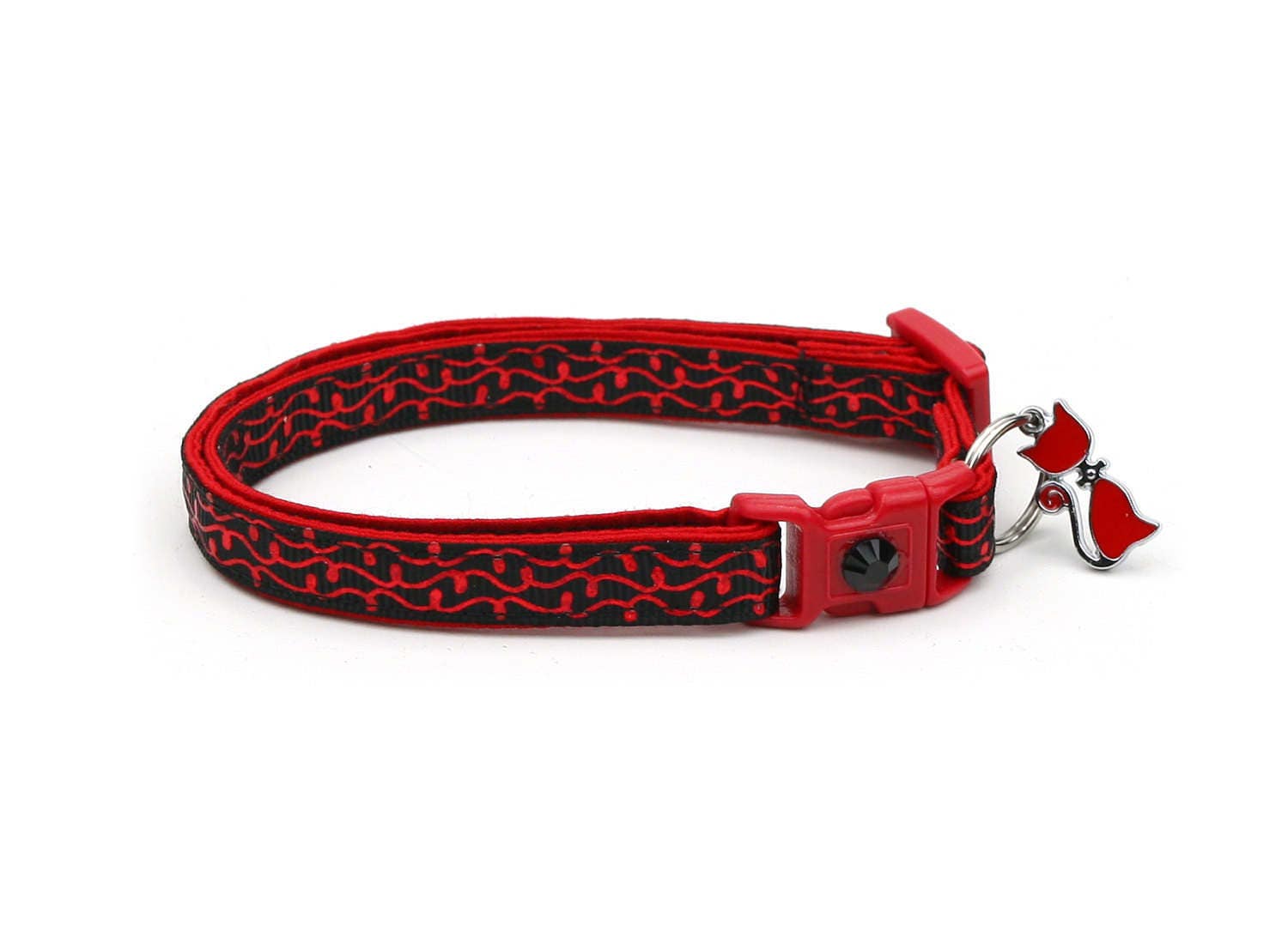 Shiny Red Squiggles on Black Cat Collar